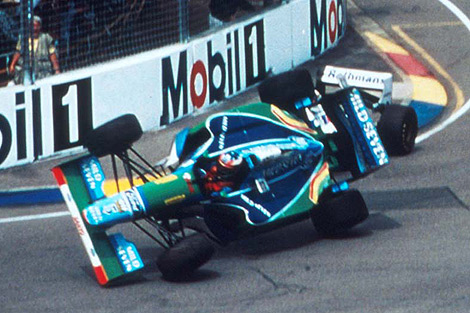 Schumacher+Hill+1994+crash.jpg