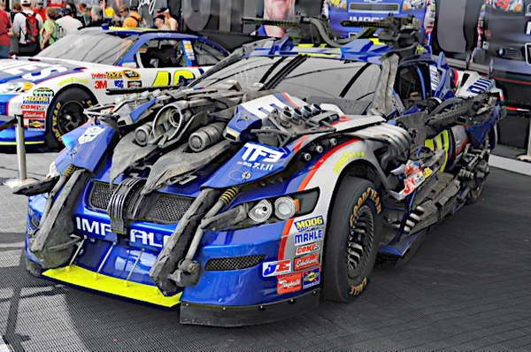 Transformers-3-NASCAR-Wrecker-Topspin-No-48-Jimmie-Johnson-Chevy-at-the-Daytona-500-cinema-static-01p.jpg