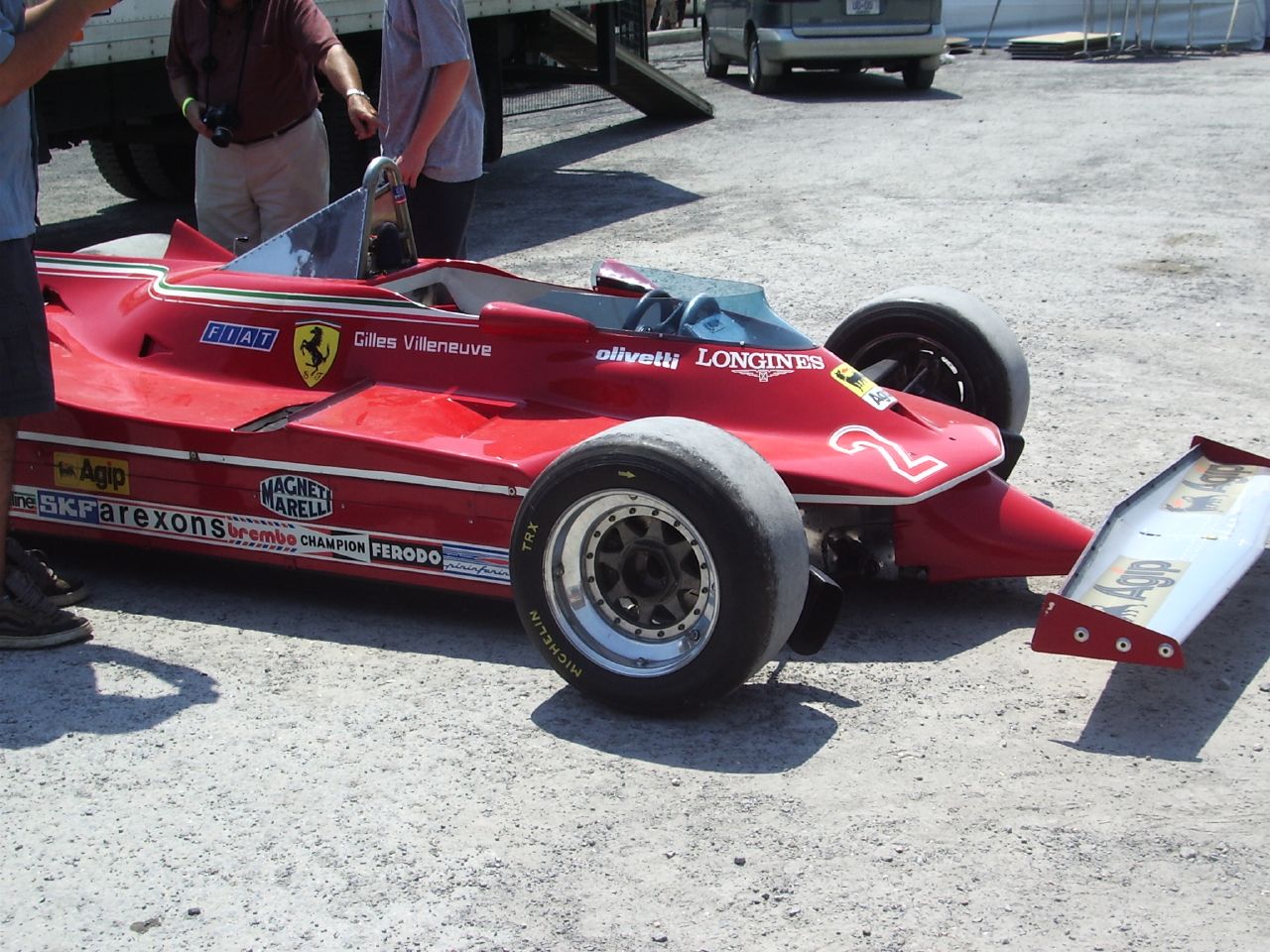 Villeneuve%27s_Ferrari_312T4_%28paddock%29.jpg