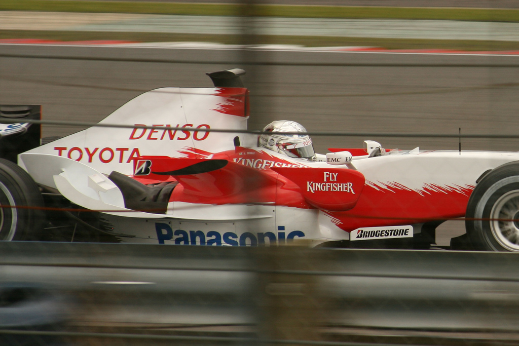 Toyota_at_Silverstone_07.jpg