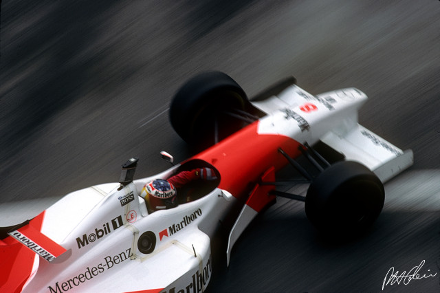 coulthard_mclaren_schumacher_helmet3_mon96.jpg