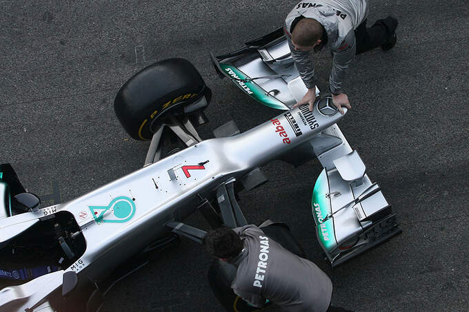 Mercedes-W03-2012-Barcelona-fotoshowImage-997debb7-571462.jpg