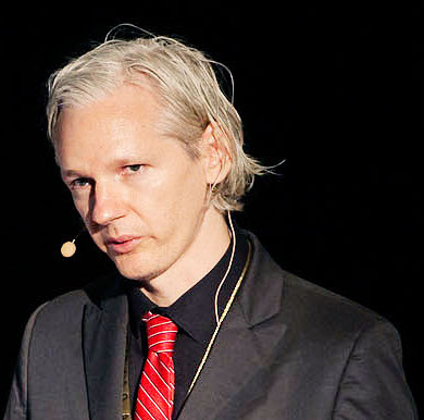 Julian_Assange_20091117_Copenhagen_1_cropped_to_shoulders.jpg